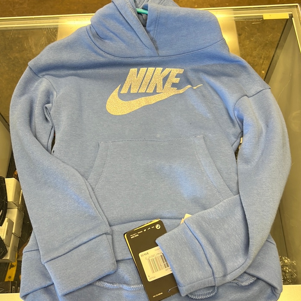 Girls Nike hoodie size 6